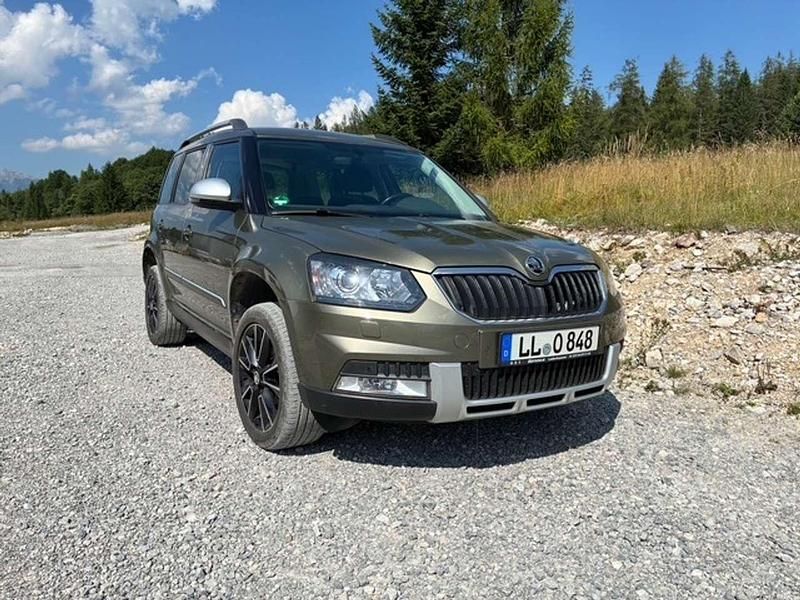 Grün Gebraucht 2016 Skoda Yeti Outdoor Adventure SUV | 12.000 € - Bild 1/4