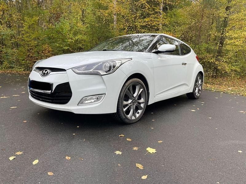 Weiß Gebraucht 2012 Hyundai Veloster Premium Coupé | 5.999 € - Bild 1/4