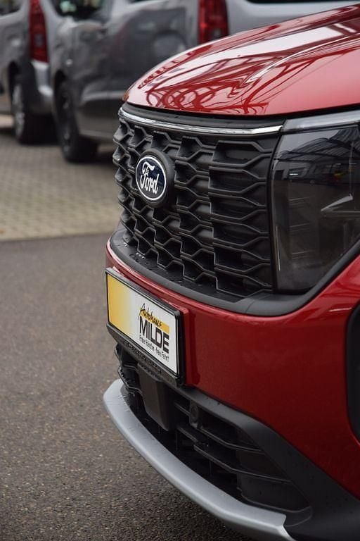 Gebraucht Ford Tourneo Courier Active 125 PS (91 kW) 2024 Rot Van / Kleinbus