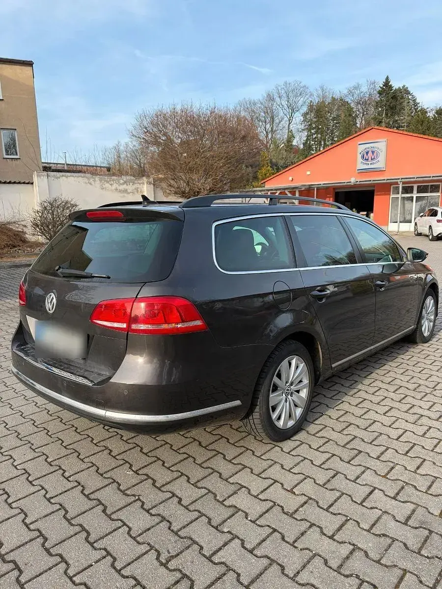 Gebraucht VW Passat Comfortline 105 PS (77 kW) 2011 Kombi