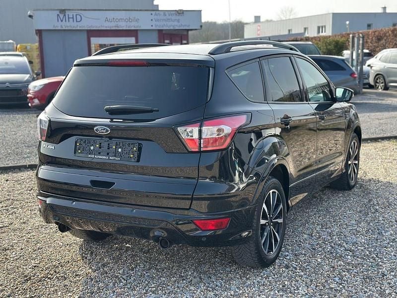 Gebraucht Ford Kuga ST-Line 150 PS (110 kW) 2019 Schwarz SUV