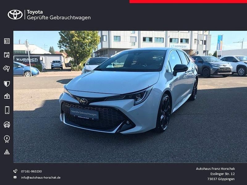 Grau Gebraucht 2022 Toyota Corolla Hybrid Sport Limousine | 24.890 € (Teuer) - Bild 1/4
