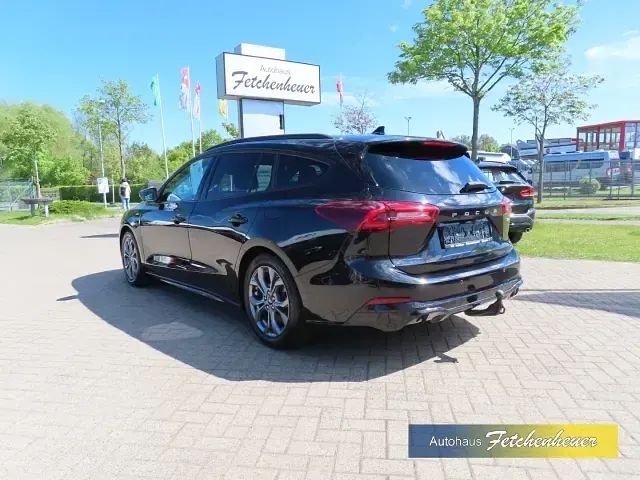 Usata Ford Focus ST-Line 125 CV (91 kW) 2023 Nero Station wagon