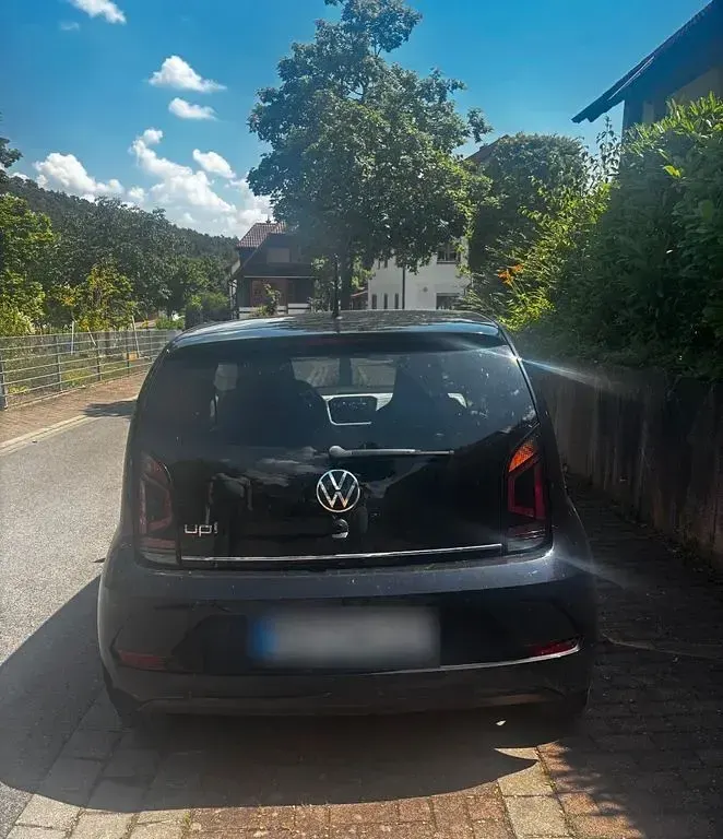 Gebraucht VW up! Beats 60 PS (44 kW) 2020 Schwarz Kleinwagen