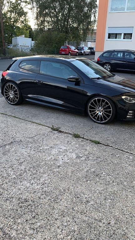 Schwarz Gebraucht 2014 VW Scirocco Coupé | 9.999 € (Guter Preis) - Bild 1/4