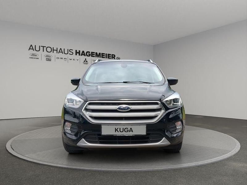Gebraucht Ford Kuga Trend 120 PS (88 kW) 2018 Iridium schwarz mica SUV