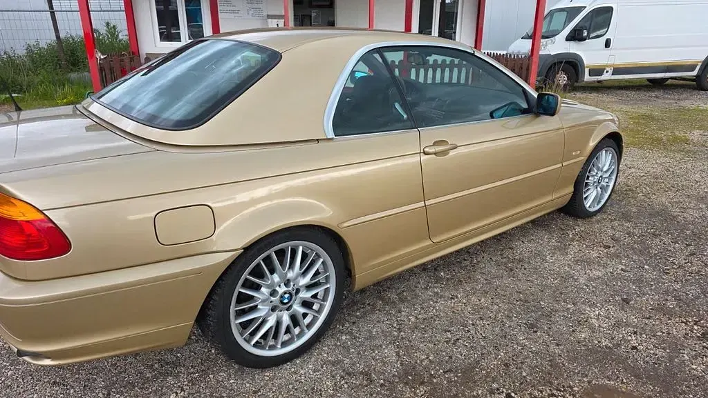 Gebraucht BMW 320 Cabriolet Performance 170 PS (125 kW) 2003 Gold Cabrio