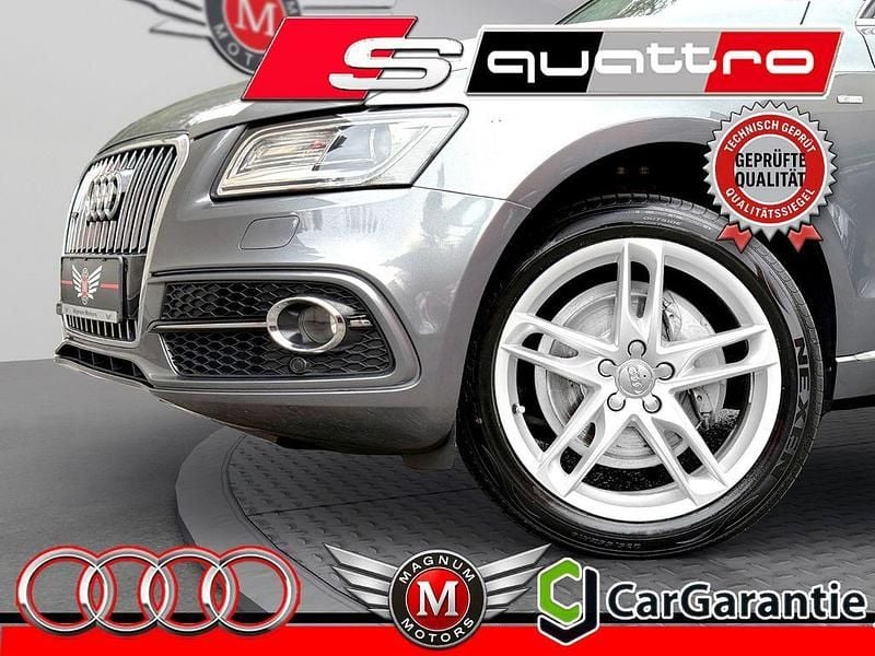 Grau Gebraucht 2015 Audi Q5 Ambiente SUV | 17.490 € (Fairer Preis) - Bild 1/4
