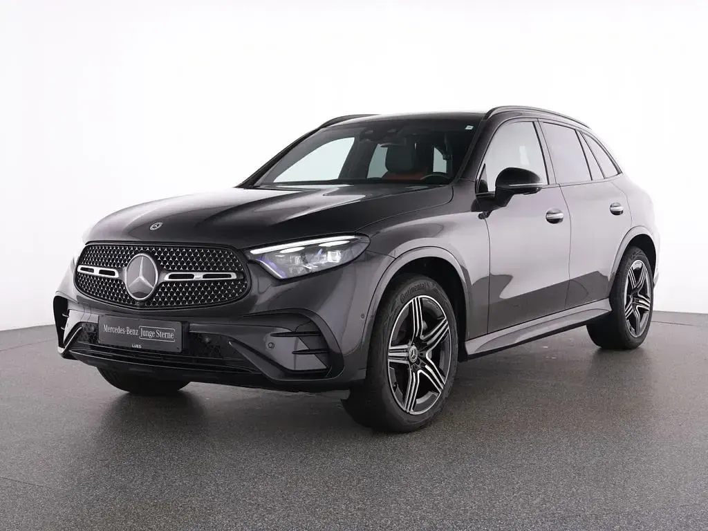 Gebraucht Mercedes GLC450 AMG 367 PS (269 kW) 2024 Grau SUV
