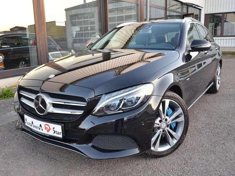 Gebraucht Mercedes C350e 211 PS (155 kW) 2017 Obsidianschwarz  metalliclack Kombi