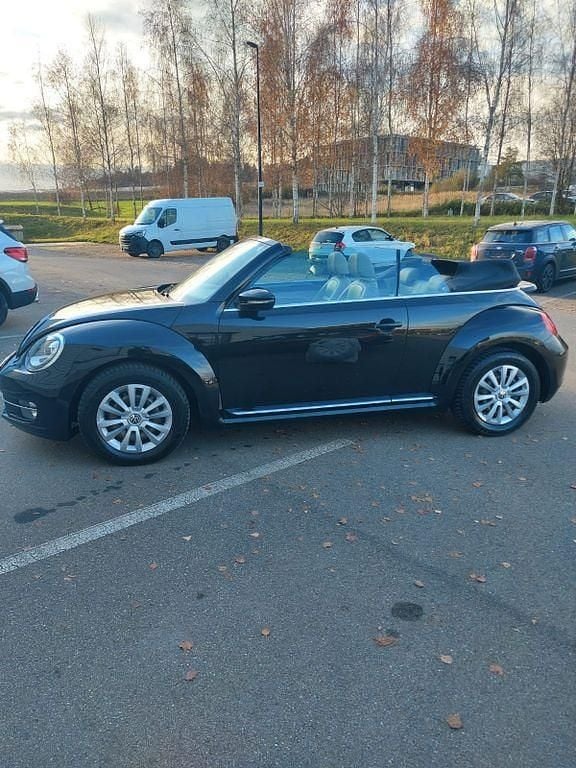 Gebraucht VW Beetle Cabriolet CLUB 150 PS (110 kW) 2014 Schwarz Cabrio