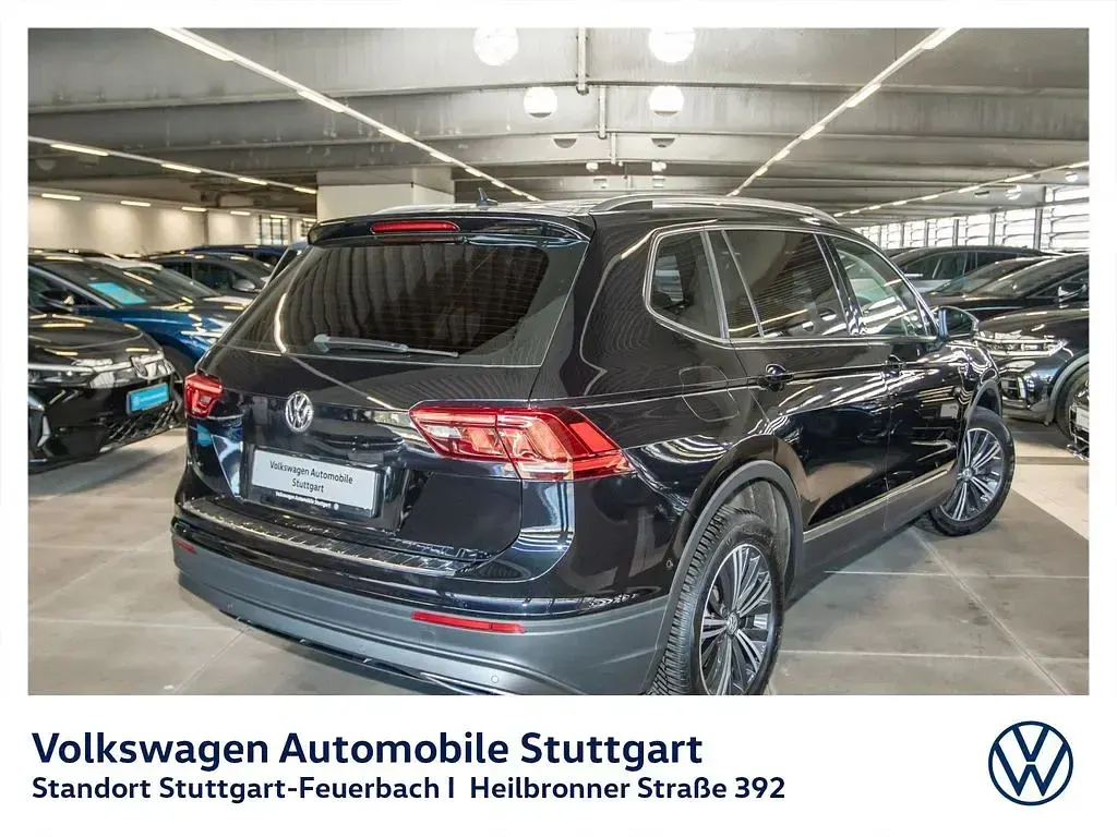 Gebraucht VW Tiguan Allspace Comfortline 190 PS (139 kW) 2019 Deep black perleffekt SUV