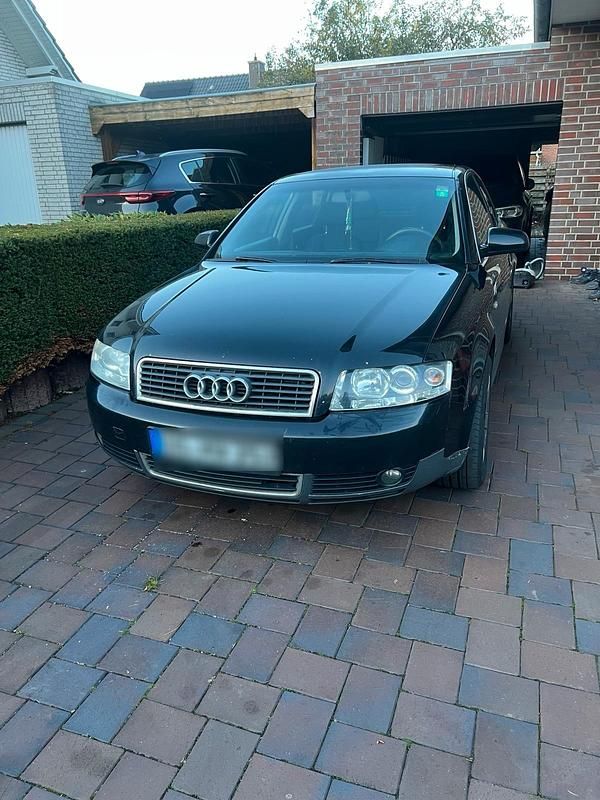 Schwarz Gebraucht 2001 Audi A4 Limousine | 1.200 € (Superpreis) - Bild 1/4