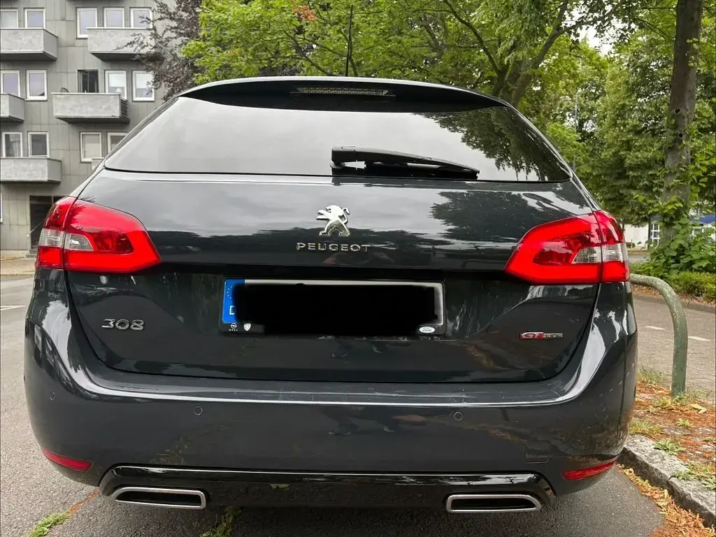 Gebraucht Peugeot 308 SW GT 120 PS (88 kW) 2018 Grau Kombi