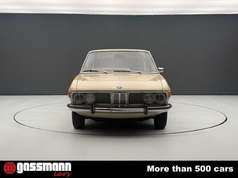 Gebraucht BMW 2500 150 PS (110 kW) 1970 Beige Limousine