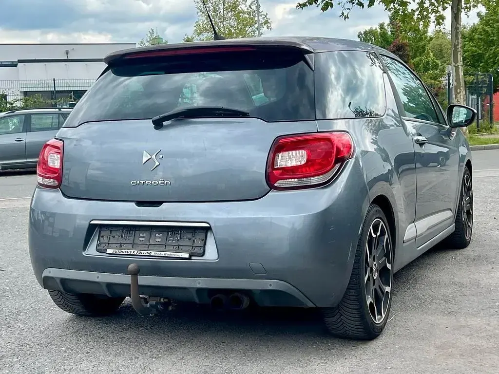 Gebraucht Citroën DS3 Sport Chic 156 PS (114 kW) 2010 Grau Kleinwagen