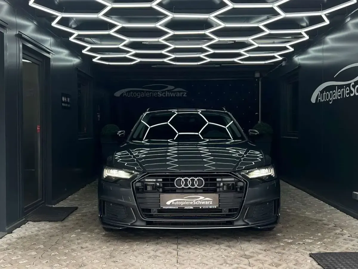 Gebraucht Audi A6 S-Line 367 PS (269 kW) 2021 Daytonagrau perleffekt Kombi