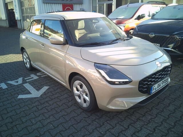 Gebraucht Suzuki Swift Comfort 82 PS (60 kW) 2023 Beige Kleinwagen