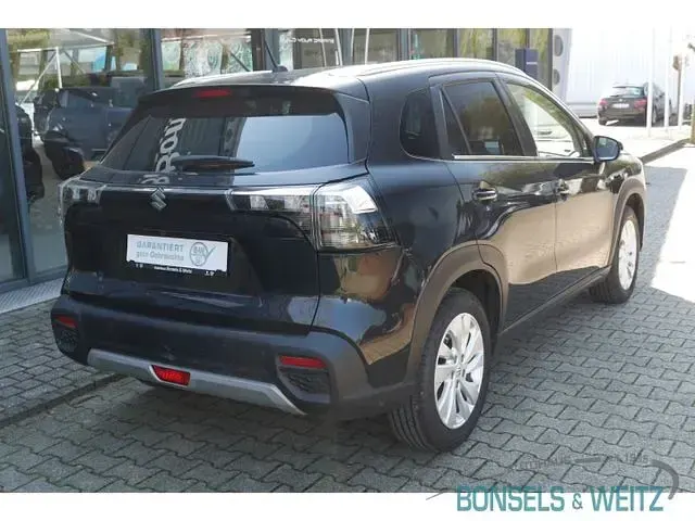 Gebraucht Suzuki SX4 S-Cross Comfort 129 PS (94 kW) 2024 Grau metallic SUV