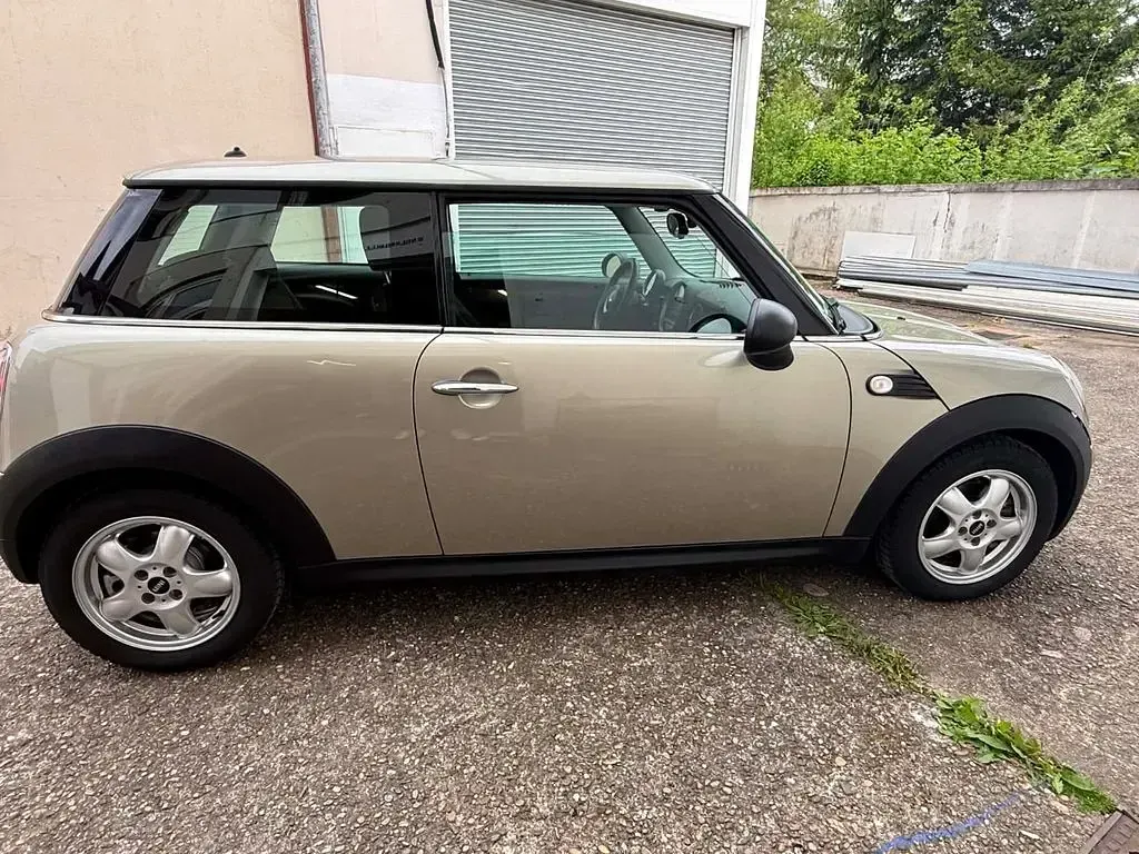 Gebraucht Mini ONE 75 PS (55 kW) 2009 Grau Kleinwagen