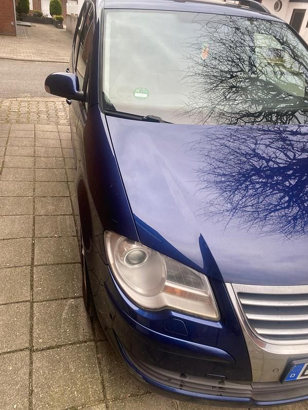 Gebraucht VW Touran 105 PS (77 kW) 2007 Blau Van / Kleinbus