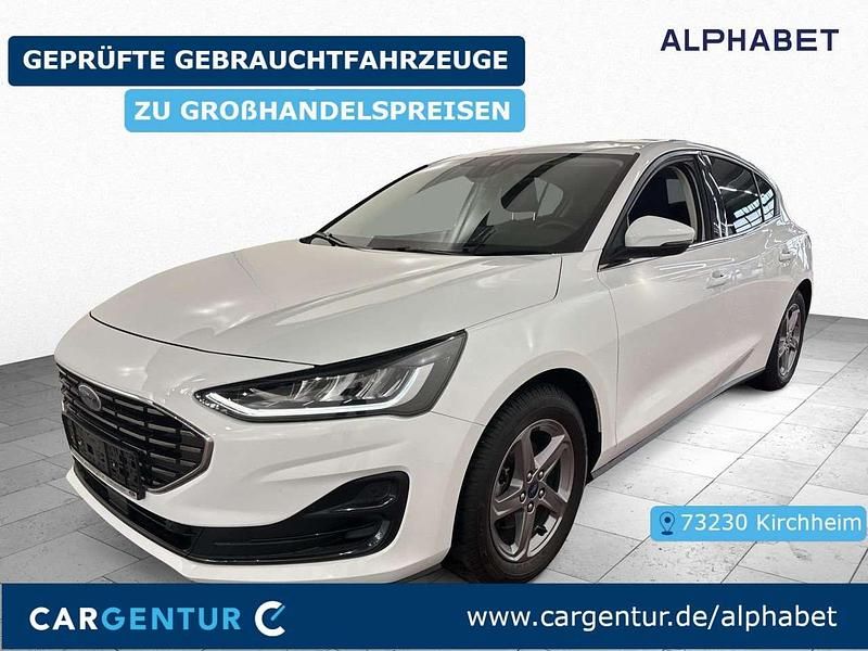 Weiß Gebraucht 2022 Ford Focus Titanium Limousine | 16.707 € (Superpreis) - Bild 1/2