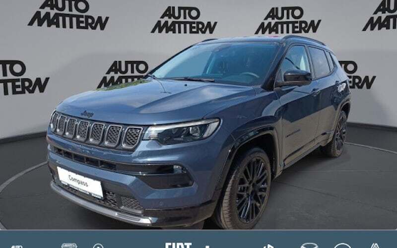 Blue shade metallic clear coat Gebraucht 2023 Jeep Compass SUV | 31.990 € (Etwas zu teuer) - Bild 1/2