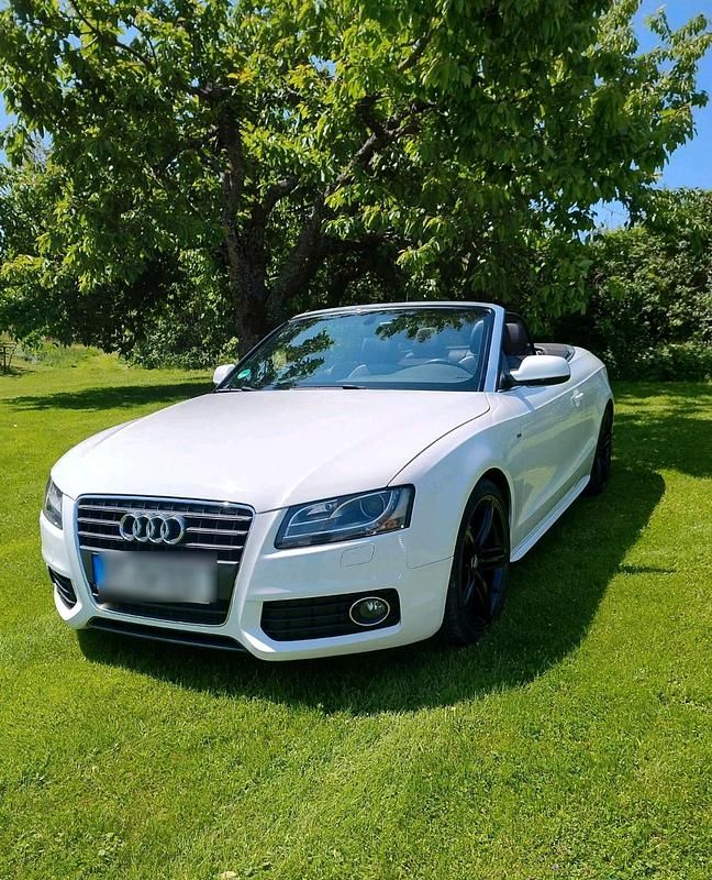 Weiß Gebraucht 2011 Audi A5 Cabriolet S-Line Cabrio | 9.999 € (Superpreis) - Bild 1/4