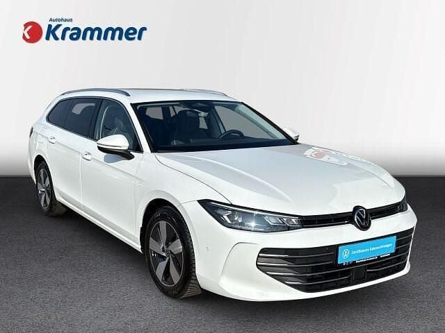Gebraucht VW Passat Business 150 PS (110 kW) 2024 Weiß Kombi