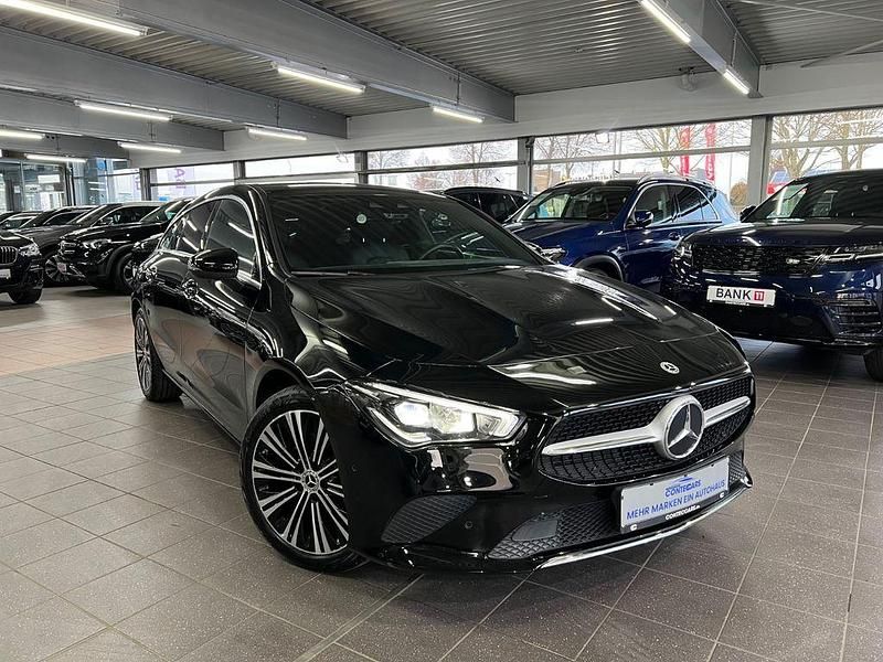 Gebraucht Mercedes CLA200 Shooting Brake Advanced 150 PS (110 kW) 2023 Nachtschwarz Kombi