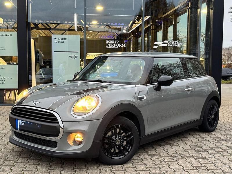 Grau Gebraucht 2018 Mini ONE Kleinwagen | 11.000 € (Fairer Preis) - Bild 1/4