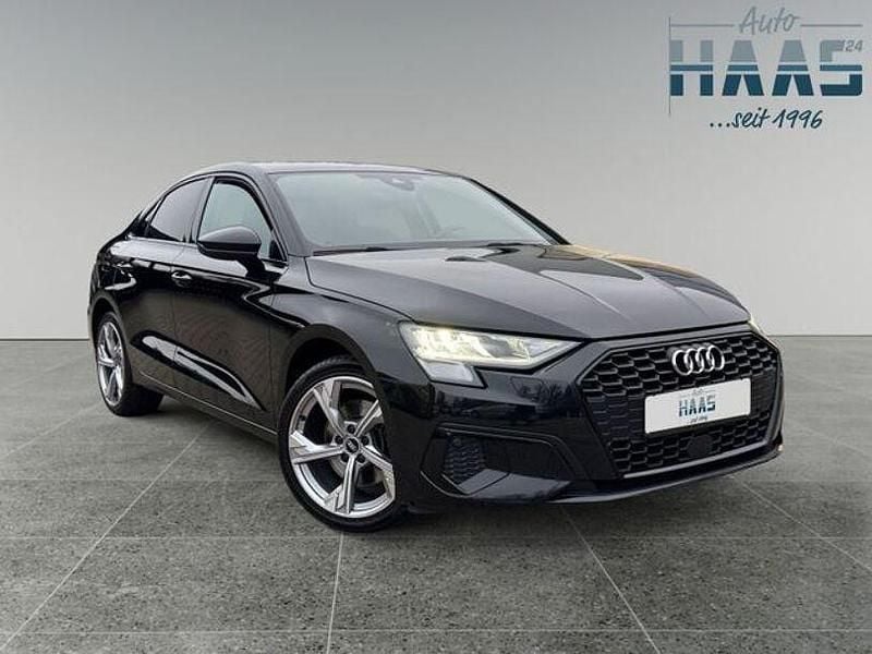 Gebraucht Audi A3 Ambiente 150 PS (110 kW) 2021 Andere Limousine