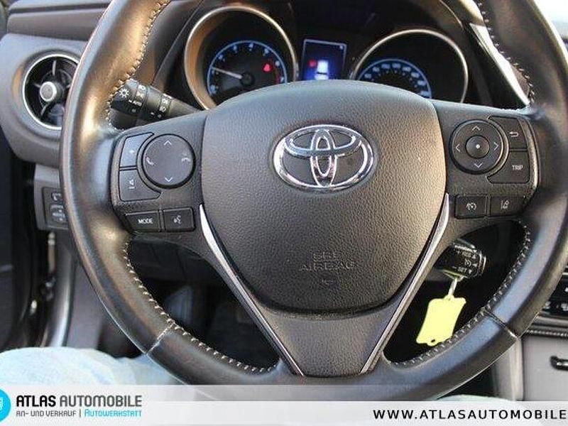 Gebraucht Toyota Auris Edition-S 116 PS (85 kW) 2017 Gray Limousine