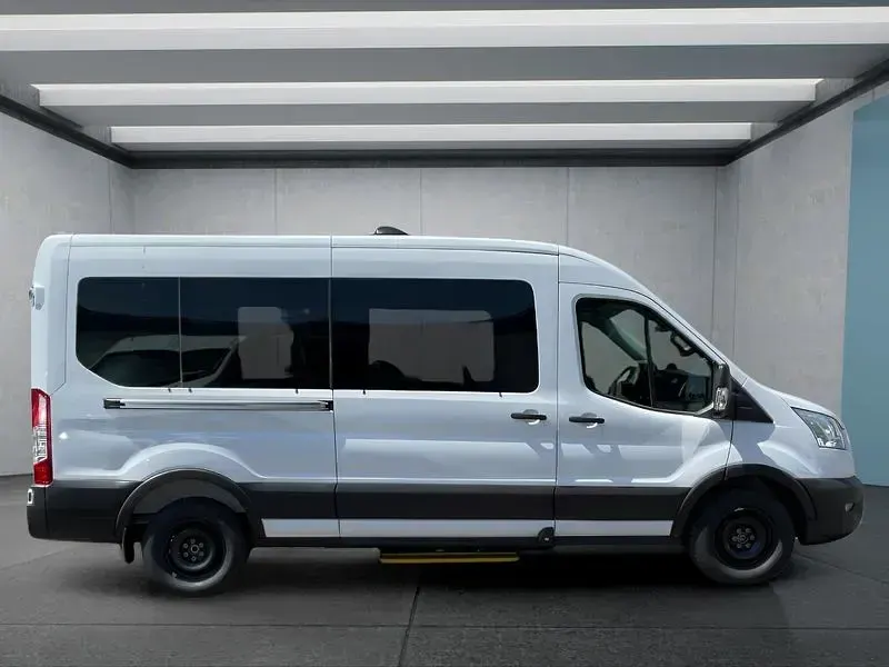 Gebraucht Ford Transit Trend 131 PS (96 kW) 2026 Weiß Kombi