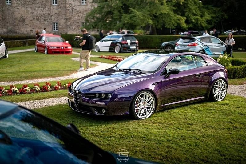 Violet Gebraucht 2006 Alfa Romeo Brera Coupé | 23.000 € - Bild 1/4