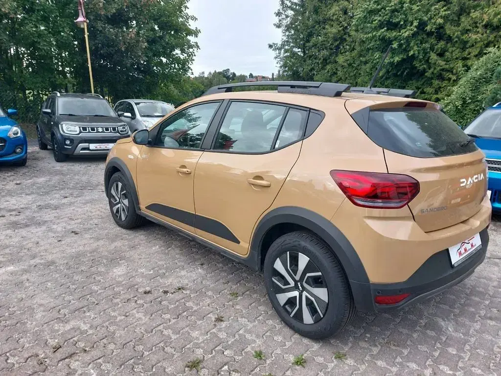 Gebraucht Dacia Sandero Expression 91 PS (66 kW) 2025 Beige SUV