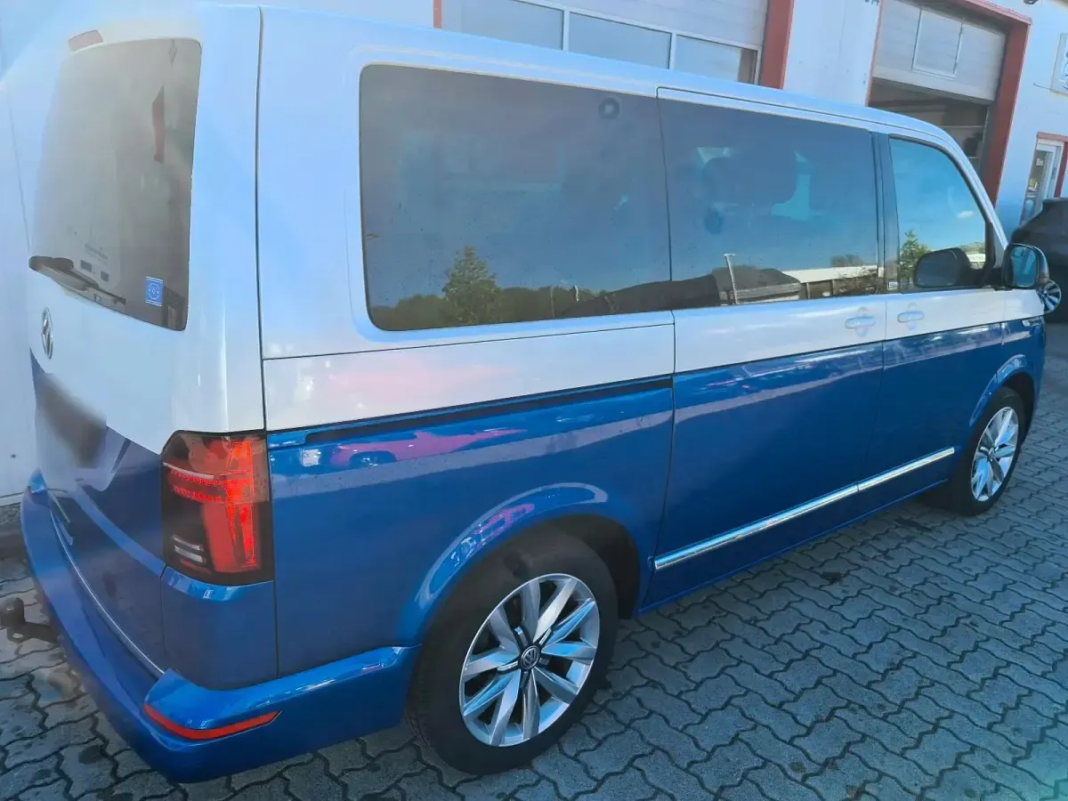 Gebraucht VW Multivan 199 PS (146 kW) 2020 Blau Van / Kleinbus