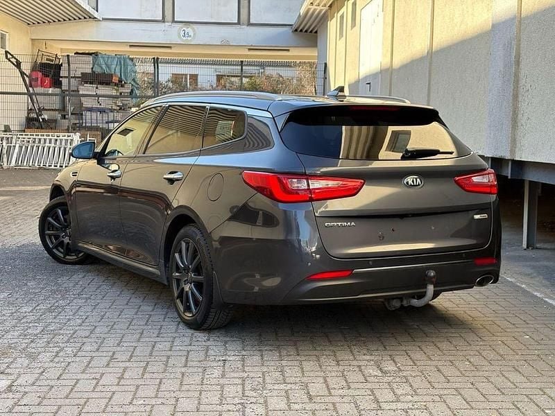 Gebraucht Kia Optima Edition 7 141 PS (103 kW) 2016 Grau Kombi