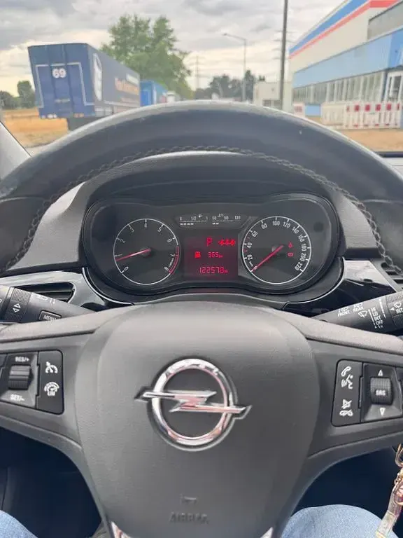 Gebraucht Opel Corsa Innovation 90 PS (66 kW) 2015 Schwarz Kleinwagen