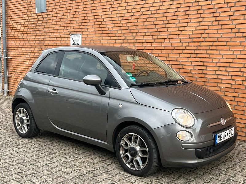 Silber Gebraucht 2011 Fiat 500 Kleinwagen | 3.890 € (Fairer Preis) - Bild 1/4