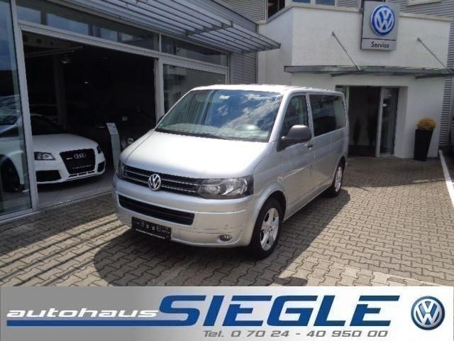 Gebraucht VW Multivan 140 PS (102 kW) 2011 Silber metallic Van