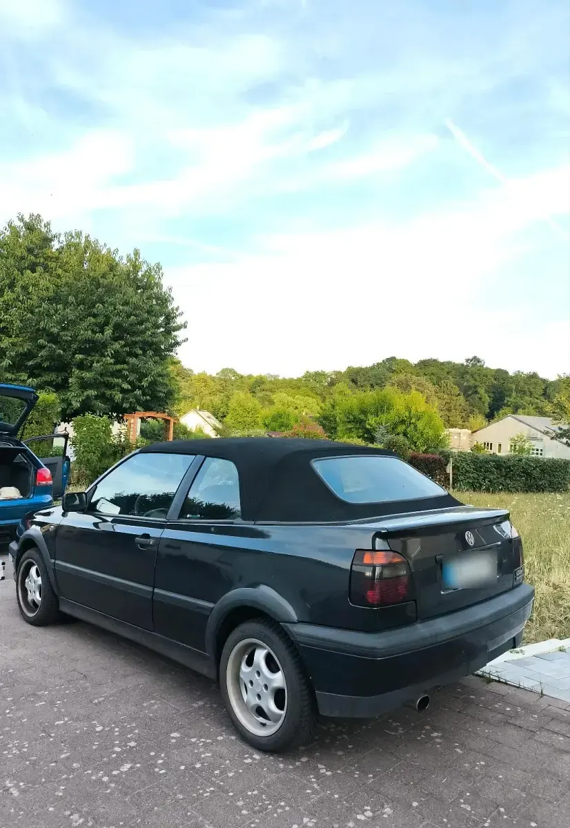 Gebraucht VW Golf Cabriolet 75 PS (55 kW) 1994 Schwarz Cabrio