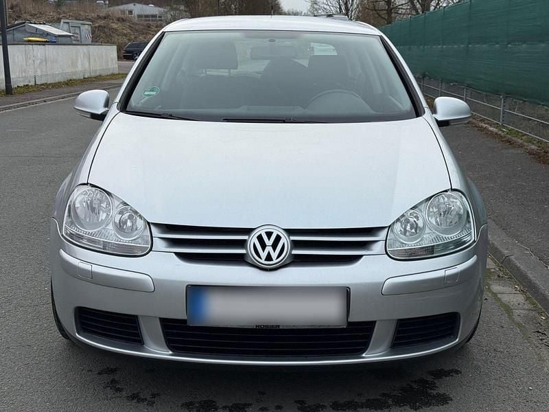 Gebraucht VW Golf IV 102 PS (75 kW) 2005 Silber Limousine