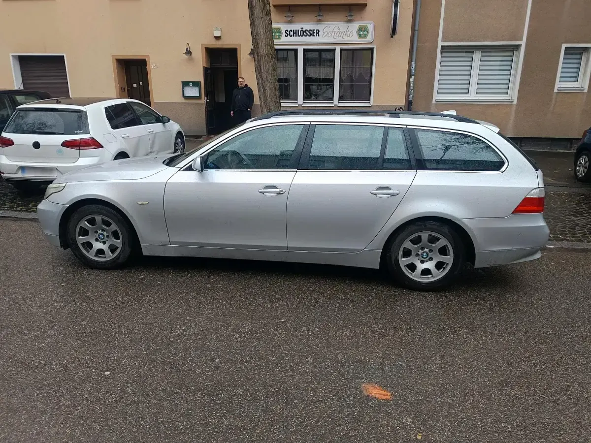 Brugt BMW 525 177 HK (130 kW) 2006 Sølv Stationcar