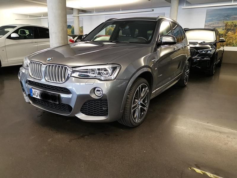 Grau Gebraucht 2017 BMW X3 Shadowline SUV | 29.999 € - Bild 1/4