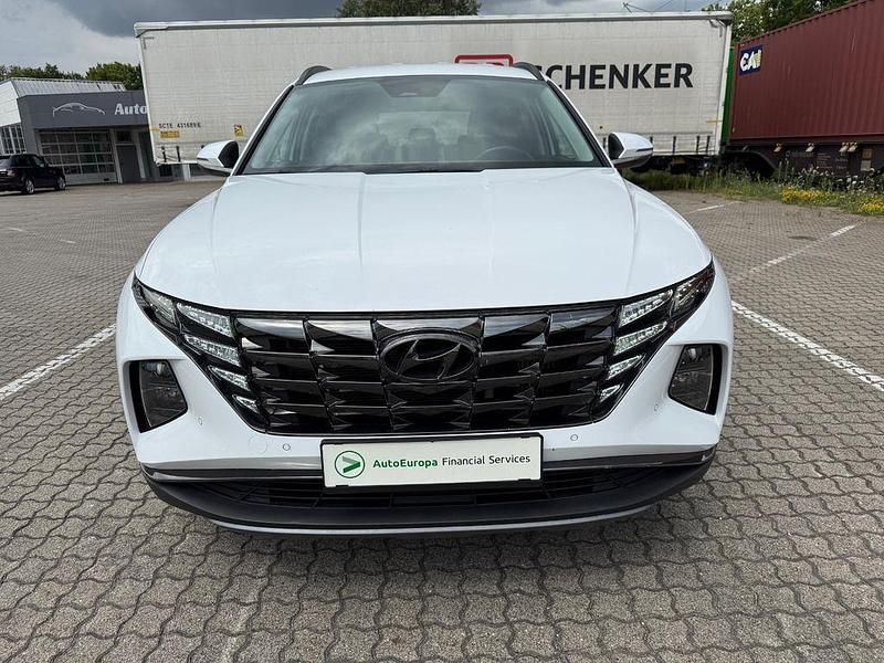 Gebraucht Hyundai Tucson 136 PS (100 kW) 2021 Weiß SUV