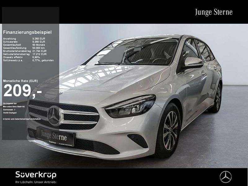 Silber Gebraucht 2021 Mercedes B200 Van / Kleinbus | 25.280 € (Fairer Preis) - Bild 1/2