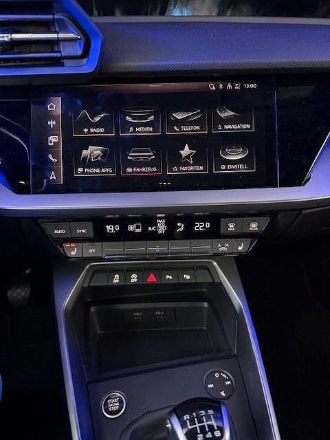 Gebraucht Audi A3 Basis 110 PS (80 kW) 2023 Weiß Limousine