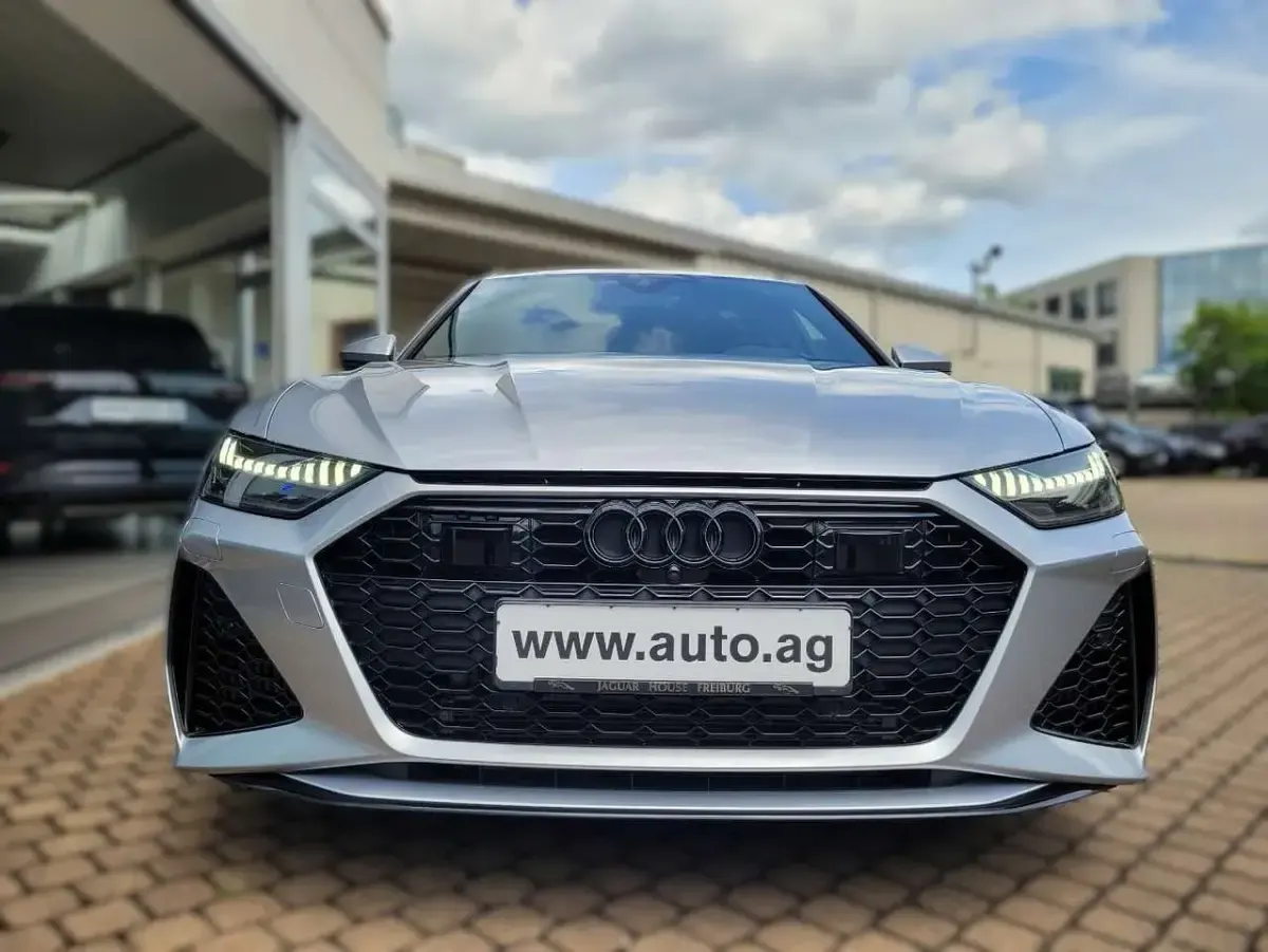 Gebraucht Audi RS6 Sport 600 PS (441 kW) 2021 Florettsilbermetallic Kombi