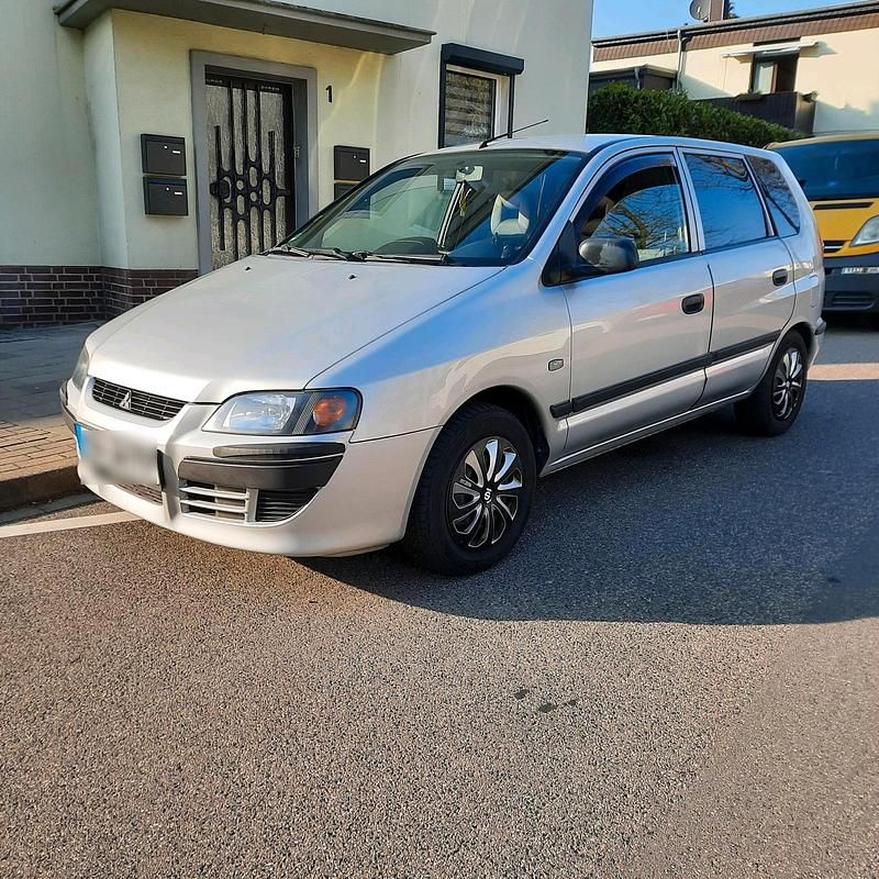 Usado Mitsubishi Space Star 82 HP (60 kW) 2003 Prateado Monovolume